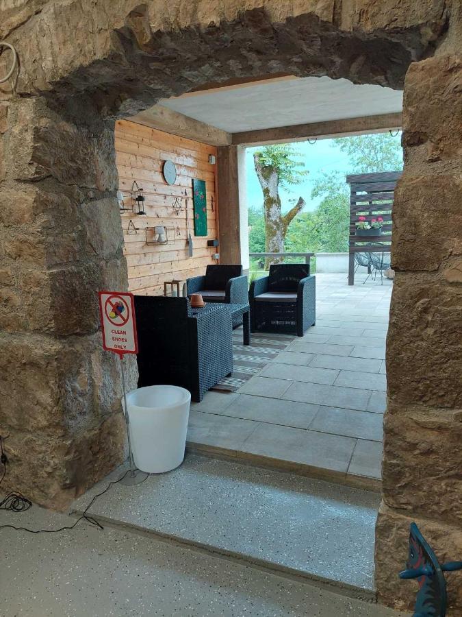 Apartman Hana Apartment Dreznik Grad Exterior photo